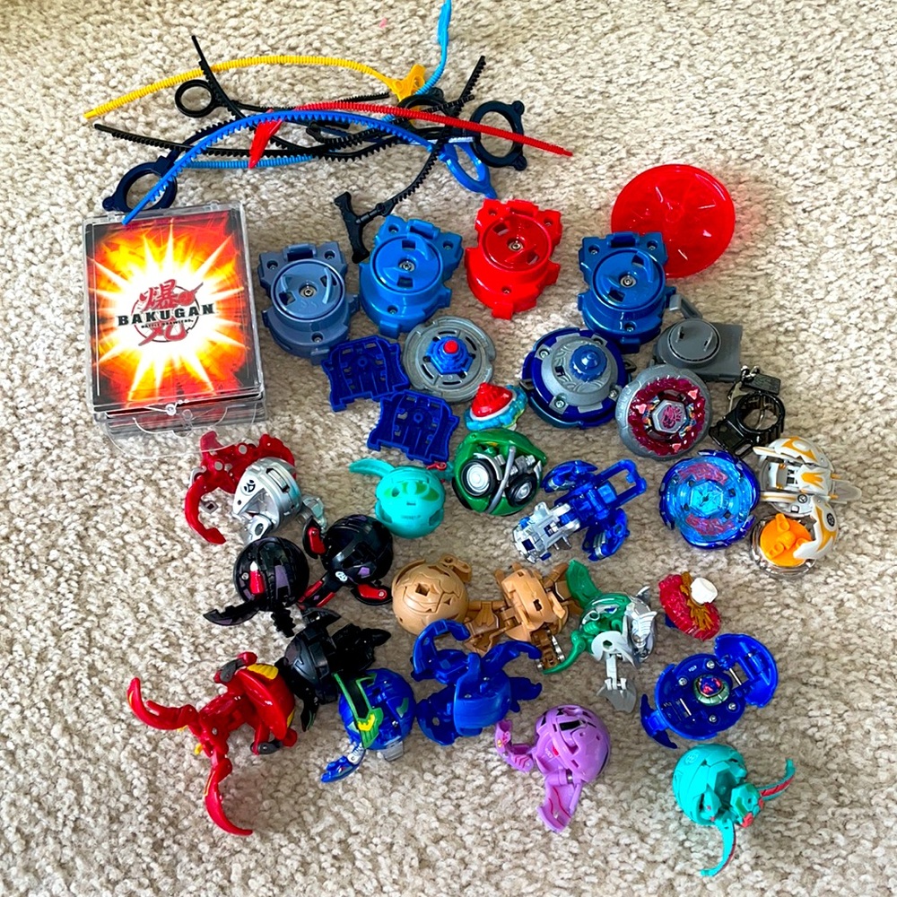 Bakugan & Beyblade Set